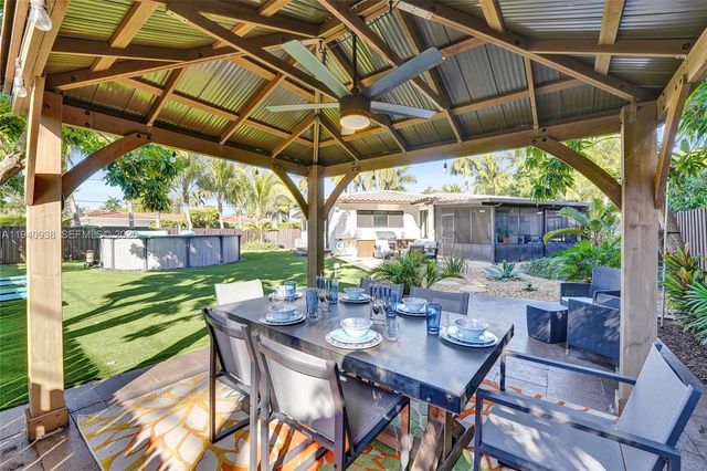 1254 Buchanan St, Hollywood, FL 33019