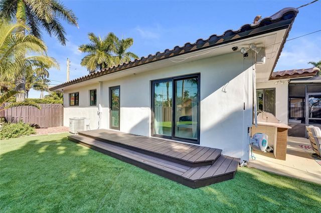 1254 Buchanan St, Hollywood, FL 33019