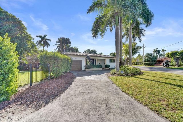 1254 Buchanan St, Hollywood, FL 33019
