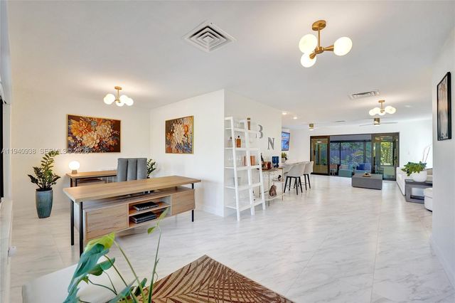 1254 Buchanan St, Hollywood, FL 33019