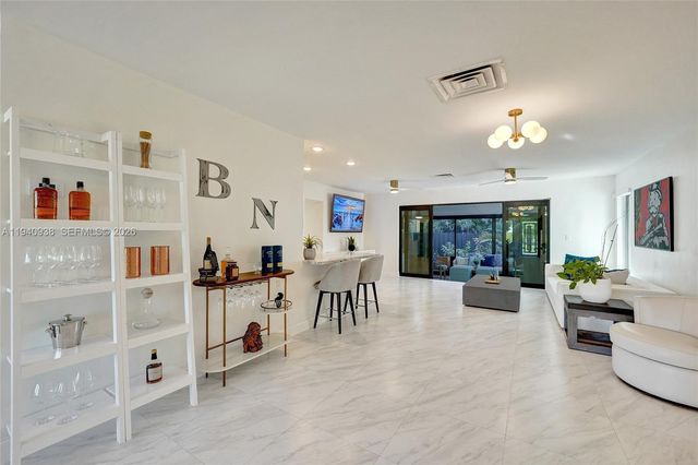 1254 Buchanan St, Hollywood, FL 33019