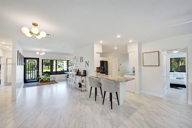 1254 Buchanan St, Hollywood, FL 33019