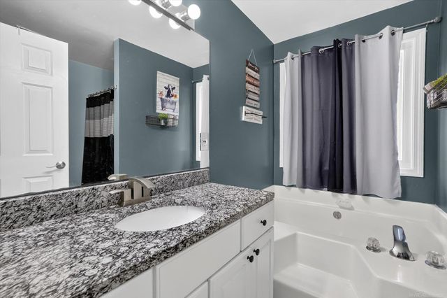 1433 Newcastle Drive, Davison, MI 48423