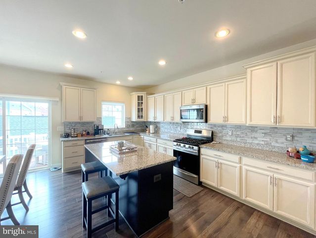 11230 SAINT LUKE DRIVE, White Plains, MD 20695