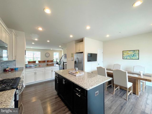 11230 SAINT LUKE DRIVE, White Plains, MD 20695