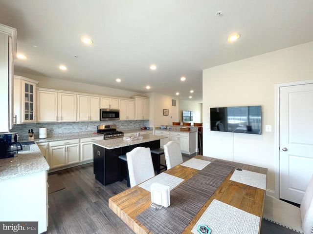 11230 SAINT LUKE DRIVE, White Plains, MD 20695