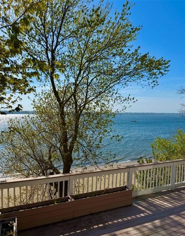 13 Harding Avenue, East Providence, RI 02915