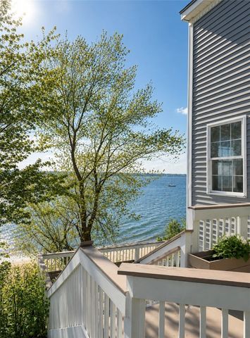 13 Harding Avenue, East Providence, RI 02915