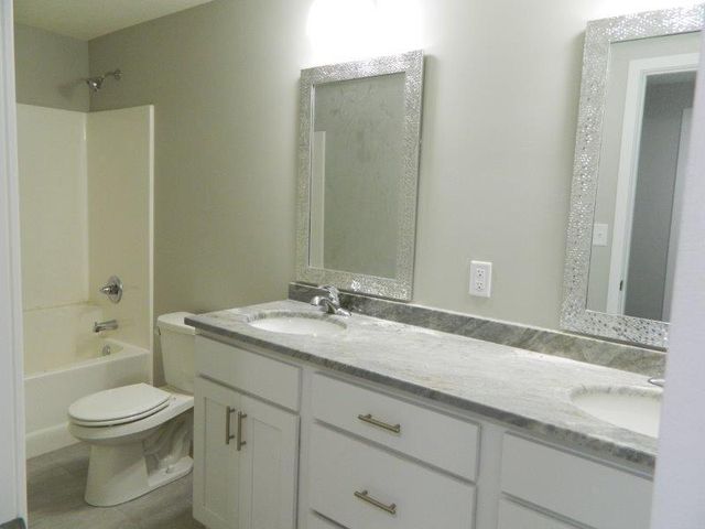 904 23rd St Circle NE, Kasson, MN 55944