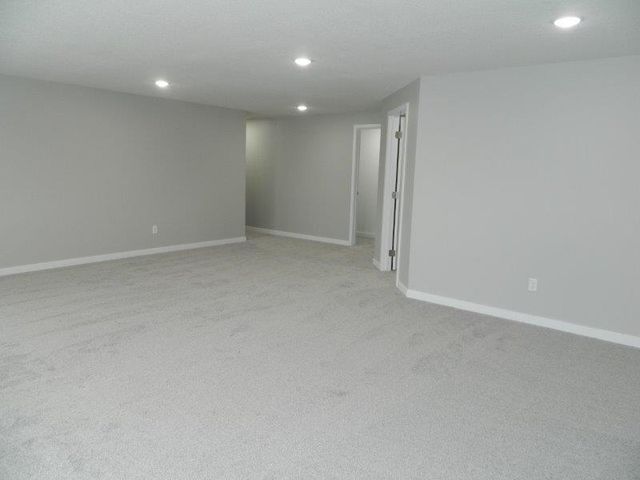 904 23rd St Circle NE, Kasson, MN 55944
