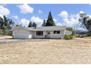34879 SEAVEY LOOP Rd, Eugene, OR 97405