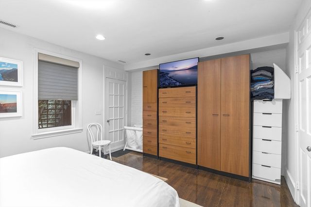 4 Cazenove Street 1, Boston, MA 02116