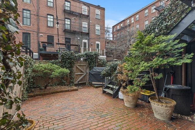 4 Cazenove Street 1, Boston, MA 02116