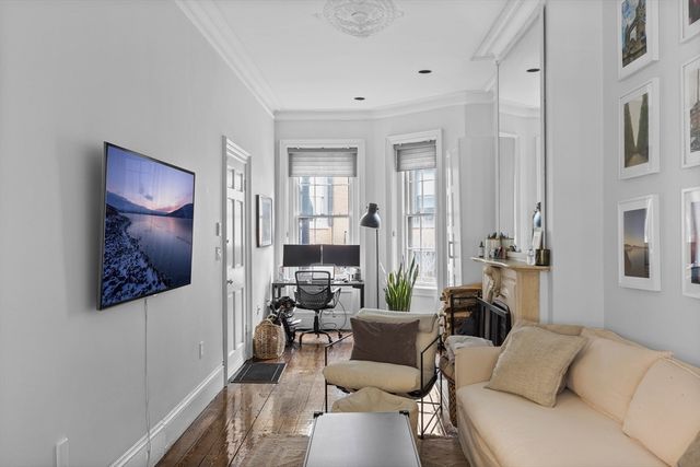 4 Cazenove Street 1, Boston, MA 02116