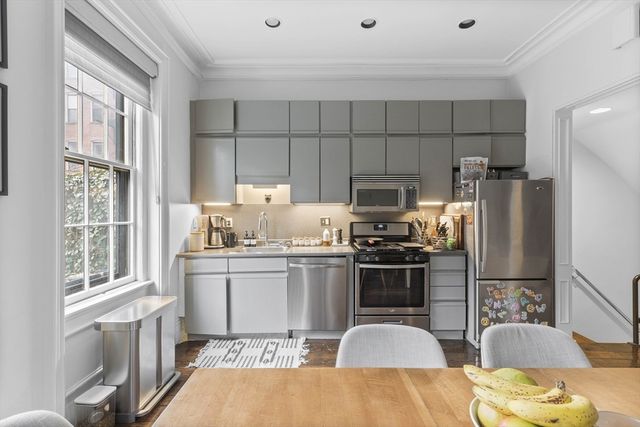 4 Cazenove Street 1, Boston, MA 02116