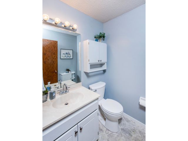 1883 County Road E E, White Bear Lake, MN 55110
