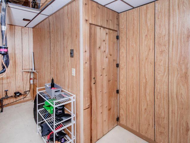 1883 County Road E E, White Bear Lake, MN 55110