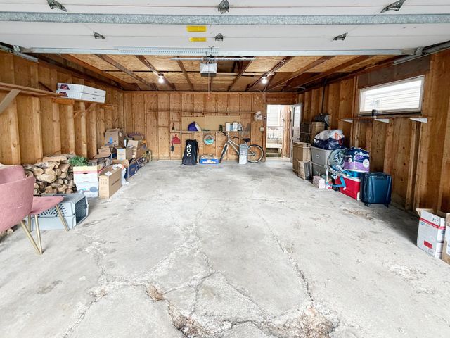 1883 County Road E E, White Bear Lake, MN 55110