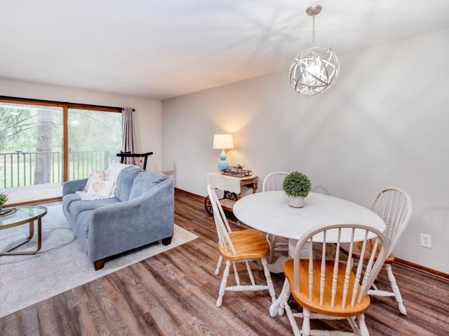 1883 County Road E E, White Bear Lake, MN 55110
