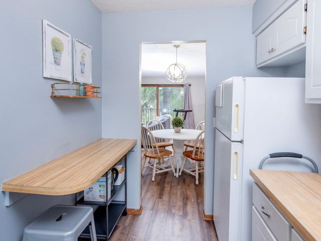 1883 County Road E E, White Bear Lake, MN 55110