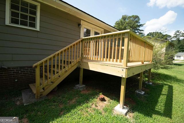 20 Woodland Drive, Carrollton, GA 30117