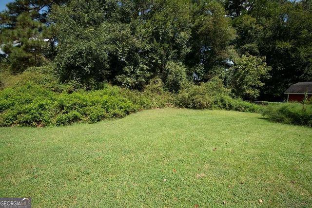 20 Woodland Drive, Carrollton, GA 30117