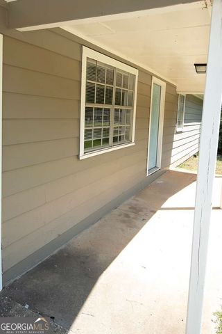 20 Woodland Drive, Carrollton, GA 30117