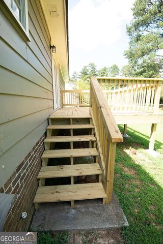 20 Woodland Drive, Carrollton, GA 30117