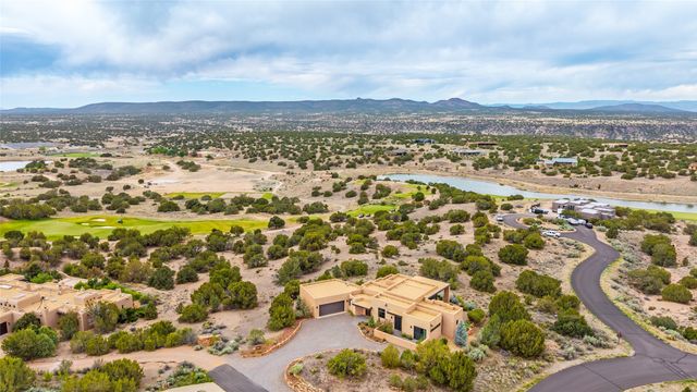 36 Calle Mi Gusto, Santa Fe, NM 87506