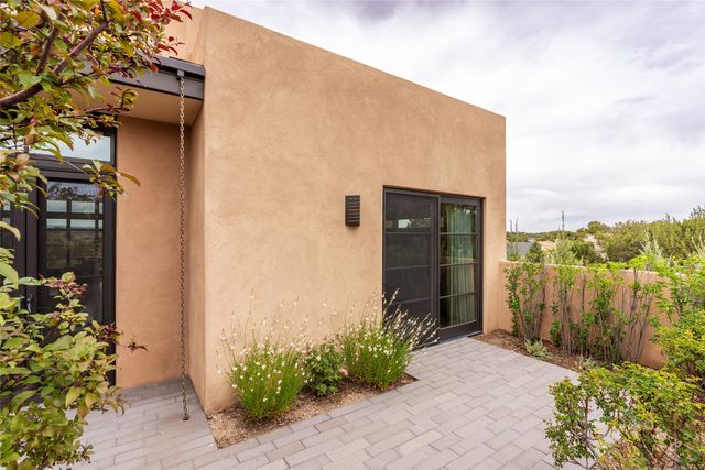 36 Calle Mi Gusto, Santa Fe, NM 87506