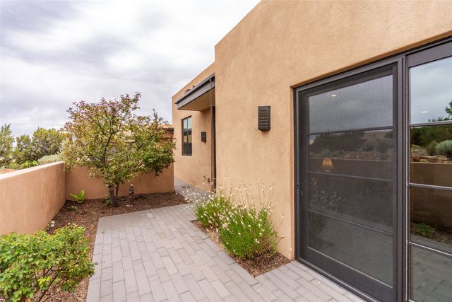 36 Calle Mi Gusto, Santa Fe, NM 87506