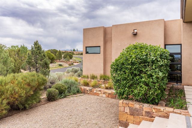 36 Calle Mi Gusto, Santa Fe, NM 87506