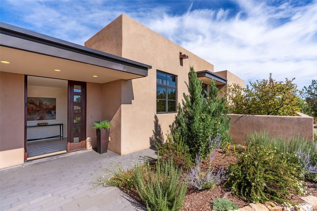 36 Calle Mi Gusto, Santa Fe, NM 87506