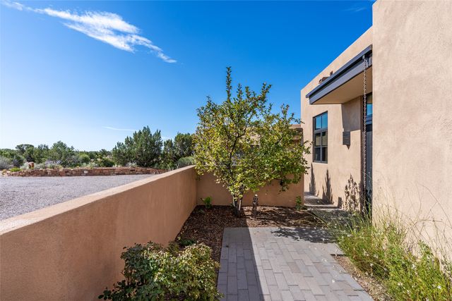 36 Calle Mi Gusto, Santa Fe, NM 87506