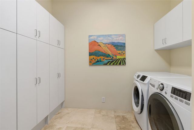 36 Calle Mi Gusto, Santa Fe, NM 87506