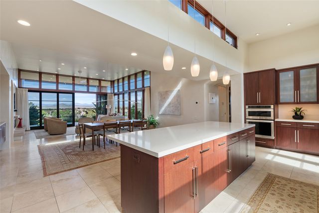 36 Calle Mi Gusto, Santa Fe, NM 87506