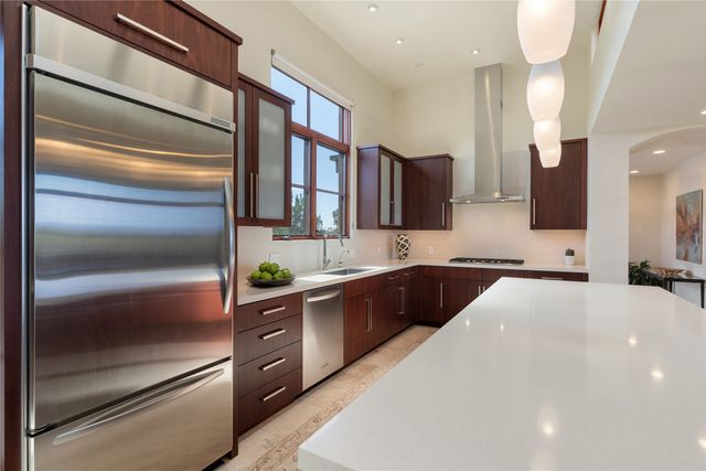 36 Calle Mi Gusto, Santa Fe, NM 87506