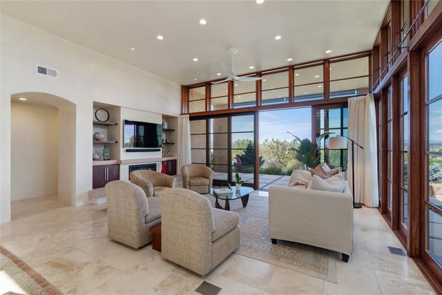 36 Calle Mi Gusto, Santa Fe, NM 87506