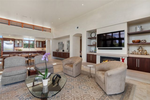 36 Calle Mi Gusto, Santa Fe, NM 87506