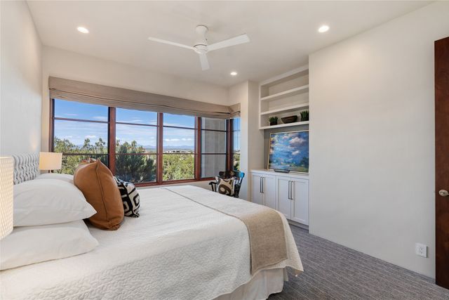 36 Calle Mi Gusto, Santa Fe, NM 87506