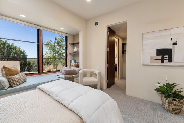 36 Calle Mi Gusto, Santa Fe, NM 87506