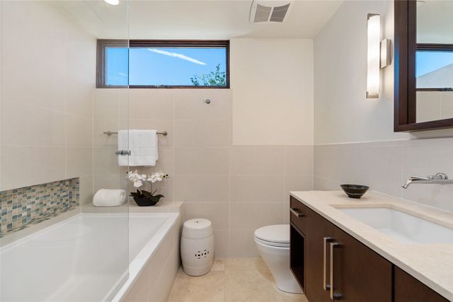 36 Calle Mi Gusto, Santa Fe, NM 87506