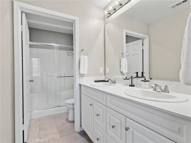 14860 Nordhoff Street, Panorama City, CA 91402