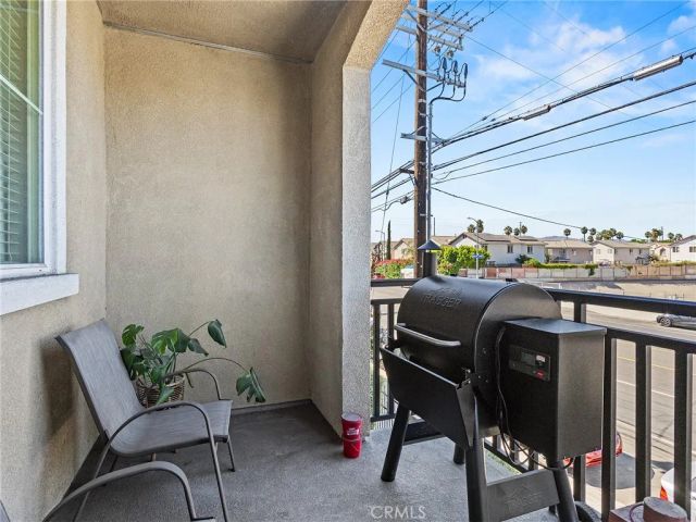 14860 Nordhoff Street, Panorama City, CA 91402