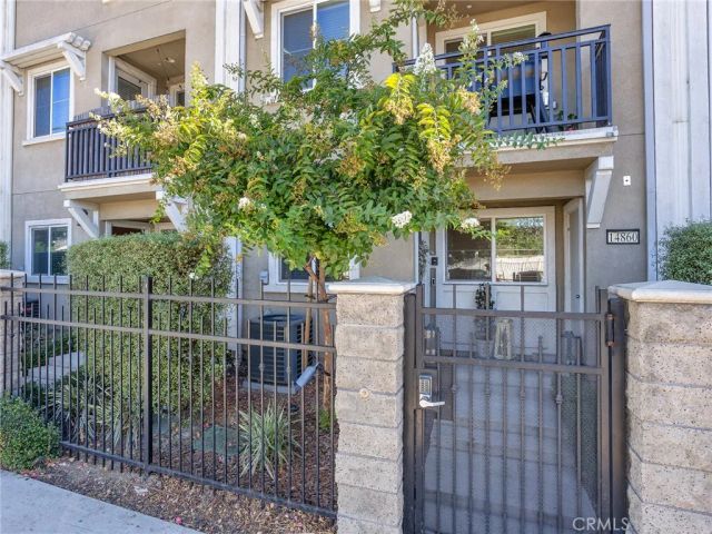 14860 Nordhoff Street, Panorama City, CA 91402