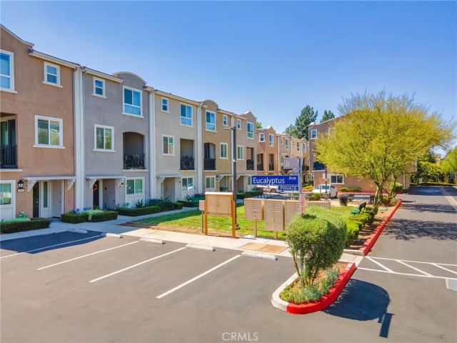 14860 Nordhoff Street, Panorama City, CA 91402