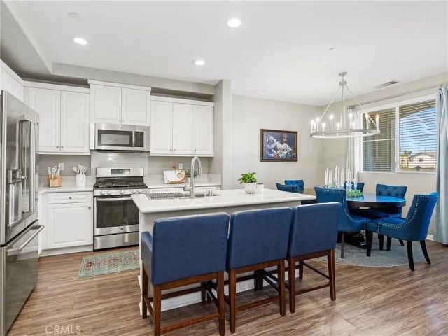 14860 Nordhoff Street, Panorama City, CA 91402