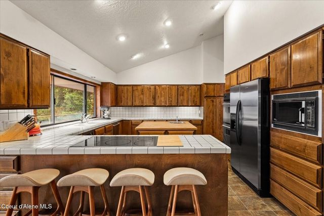 2305 E Packsaddle Dr, Coeur D'alene, ID 83815