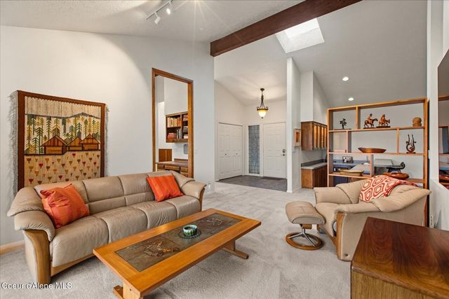 2305 E Packsaddle Dr, Coeur D'alene, ID 83815