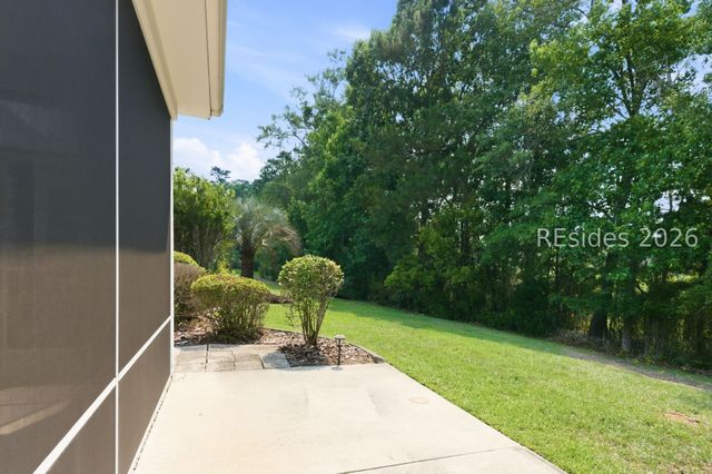 6 Larkspur Ln, Bluffton, SC 29909